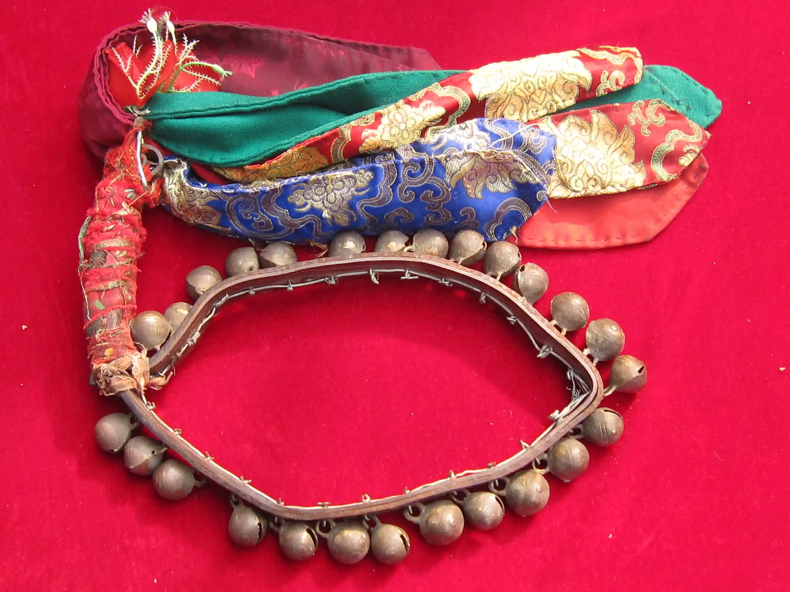 Dance Leader’s Bell Garland